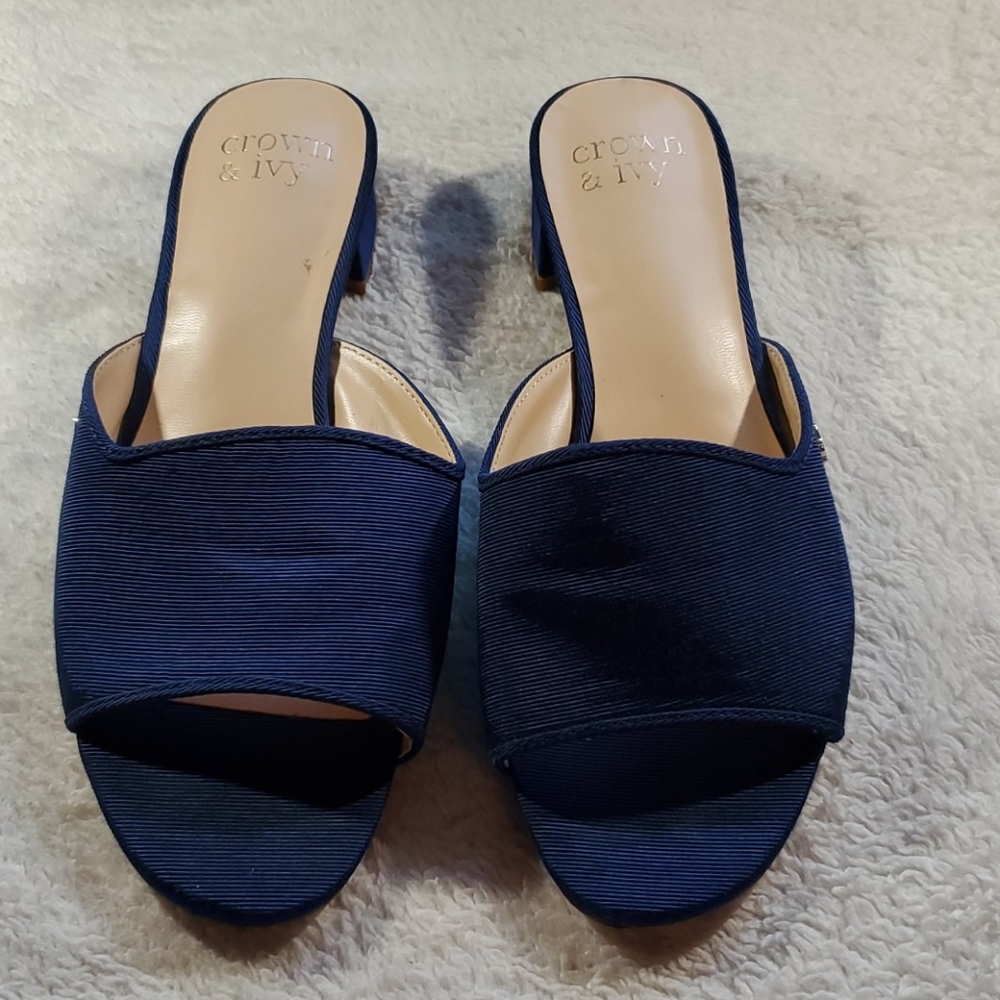 CROWN & IVY Blue Slides Shoes size 6.5 M EUC - Picture 3 of 6